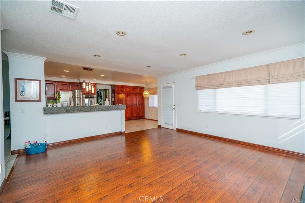 MLS #SW25255201 image #6