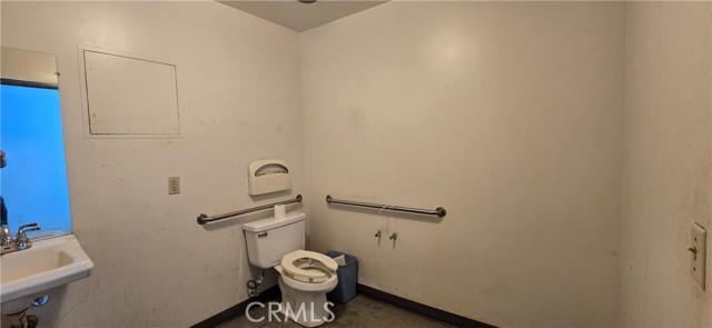  Commercial for Sale in Los Angeles, California