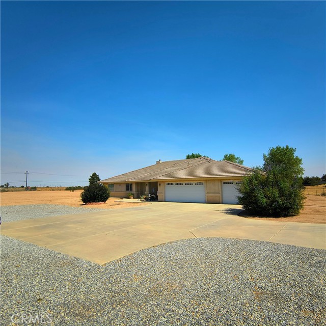 Image 2 for 7285 Desert Forest Rd, Oak Hills, CA 92344