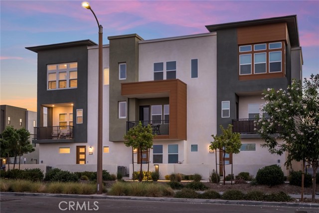Detail Gallery Image 62 of 75 For 27554 Sparrow Ct, Valencia,  CA 91381 - 3 Beds | 2/1 Baths