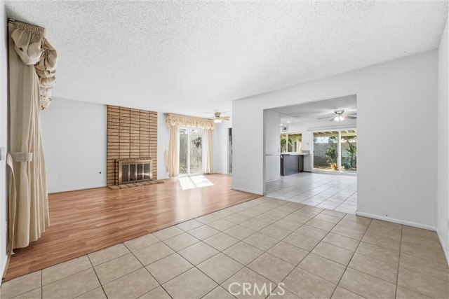 Detail Gallery Image 5 of 32 For 4314 Baggett Dr, Riverside,  CA 92505 - 4 Beds | 2 Baths