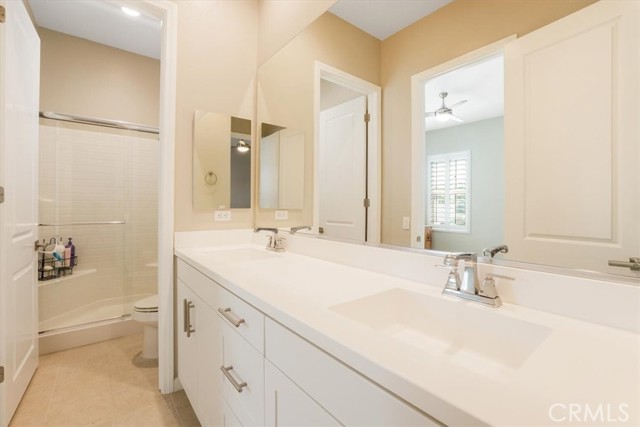 18608 Cedar Crest Drive, Canyon Country CA: https://media.crmls.org/medias/dbea313b-d44d-4248-802a-00b8d6095710.jpg