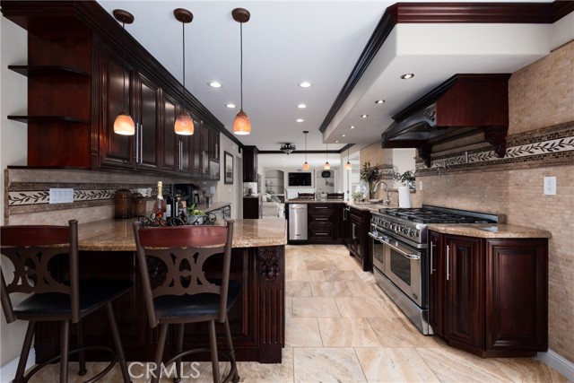 Detail Gallery Image 25 of 69 For 390 Meadowbrook, Santa Maria,  CA 93455 - 5 Beds | 4/1 Baths