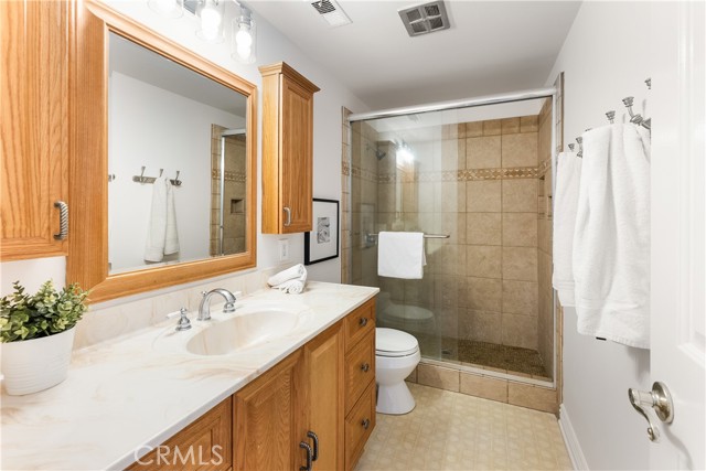 23721 Sarda Road, Valencia CA: https://media.crmls.org/medias/dbeab53c-7b84-45d1-86b0-de492c40544a.jpg