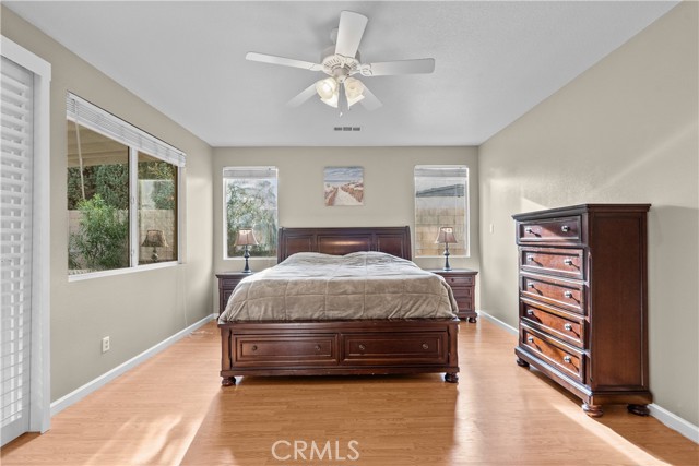 Detail Gallery Image 27 of 59 For 39926 Meadowcrest Way, Palmdale,  CA 93551 - 5 Beds | 3 Baths