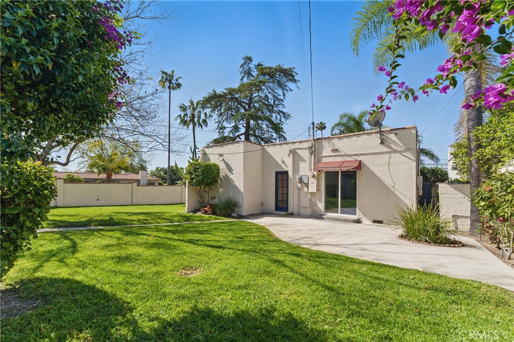 1521 N Columbus Avenue Glendale img 21
