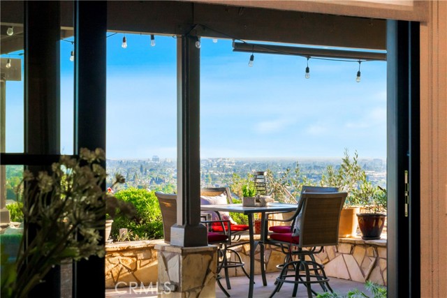 3636 E Longridge Drive, Orange CA: https://media.crmls.org/medias/dbeb724b-089f-4e7d-9dde-18e895ef4a43.jpg