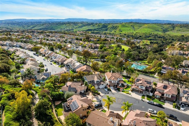 Image 45 of 58 For 65 Castletree