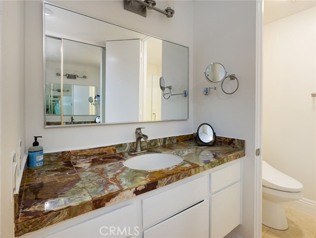 6526 Ocean Crest Drive, Rancho Palos Verdes CA: https://media.crmls.org/medias/dbec053e-8bb7-4549-bb64-a53163ee8bf5.jpg