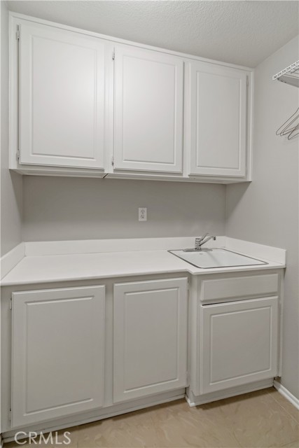 Detail Gallery Image 23 of 37 For 1472 Pinewood Dr, Corona,  CA 92881 - 3 Beds | 2/1 Baths