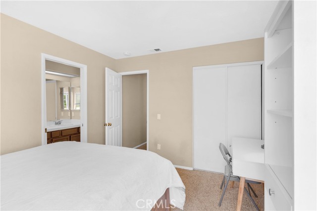 40025 White Leaf Ln., Murrieta CA: https://media.crmls.org/medias/dbec74da-acc6-4a32-a89a-bbd805cee205.jpg