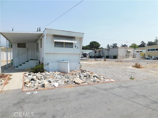 13063 5TH Street, Yucaipa CA: https://media.crmls.org/medias/dbeca929-a1fc-4230-be2e-27933e56abaf.jpg