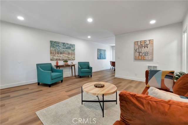 Detail Gallery Image 17 of 27 For 444 Obispo Ave #201,  Long Beach,  CA 90814 - 1 Beds | 1 Baths