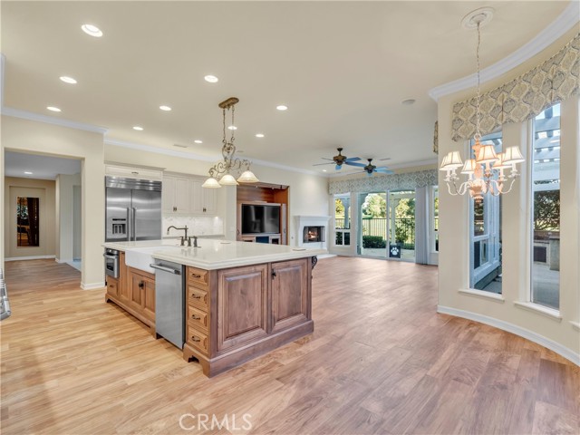 Detail Gallery Image 17 of 62 For 2972 Avenida De Autlan, Camarillo,  CA 93010 - 4 Beds | 4/1 Baths