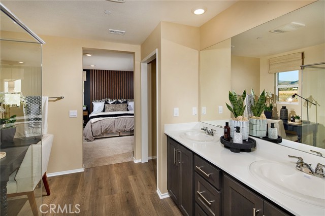 Detail Gallery Image 11 of 19 For 8540 Peachwillow Ct, Jurupa Valley,  CA 92509 - 4 Beds | 2/1 Baths