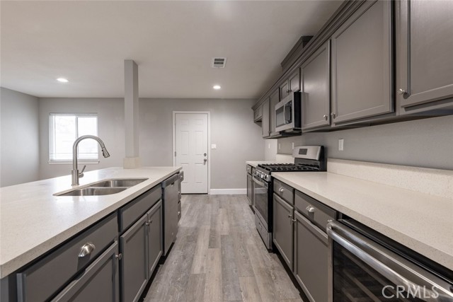 Detail Gallery Image 11 of 26 For 9503 E Avenue T12, Littlerock,  CA 93543 - 3 Beds | 2 Baths