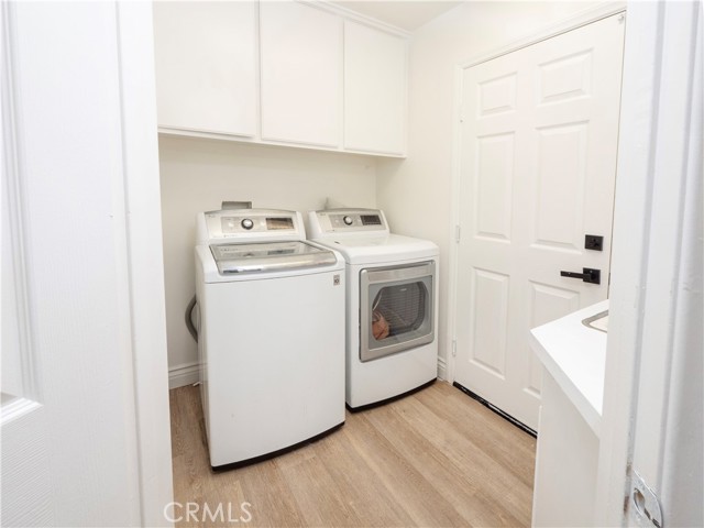 5 Encinal, Lake Forest CA: https://media.crmls.org/medias/dbee20b4-738f-4b9b-95ff-9e3cfb946f9e.jpg