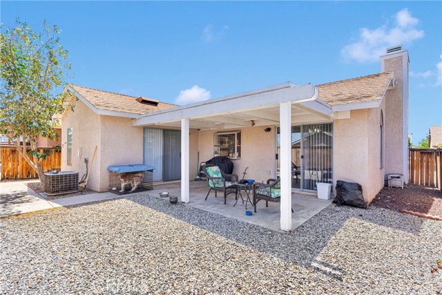 Detail Gallery Image 22 of 33 For 12439 Glennaire Pl, Victorville,  CA 92395 - 2 Beds | 2 Baths