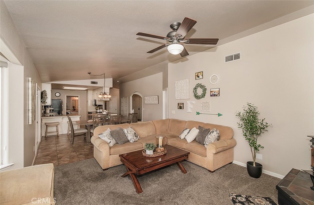 MLS #FR25033168 img 8