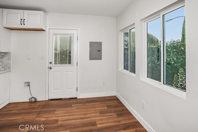 Detail Gallery Image 7 of 18 For 15334 Bledsoe St, Sylmar,  CA 91342 - 5 Beds | 2 Baths