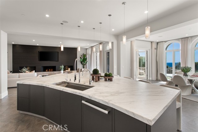 Detail Gallery Image 18 of 66 For 22 Pelican Crest Dr, Newport Coast,  CA 92657 - 5 Beds | 7/1 Baths
