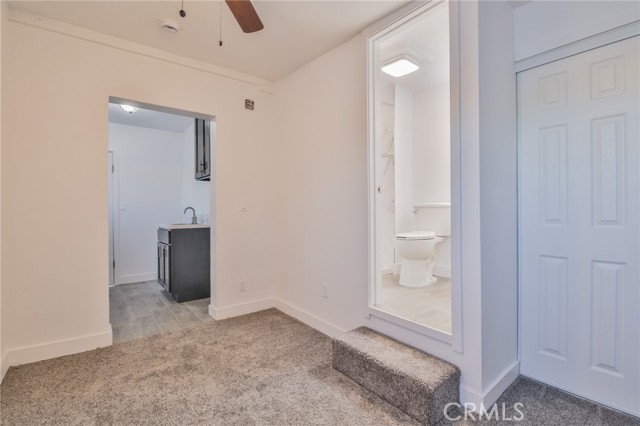 9218 Hooper Avenue, Los Angeles CA: https://media.crmls.org/medias/dbf07f4c-b3a0-440d-8fc1-8704ac433518.jpg