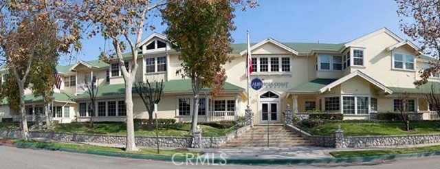 1003 W Myrtle Street, Santa Ana CA: https://media.crmls.org/medias/dbf0990e-ea97-40ed-89b6-1fafa77bfc5d.jpg