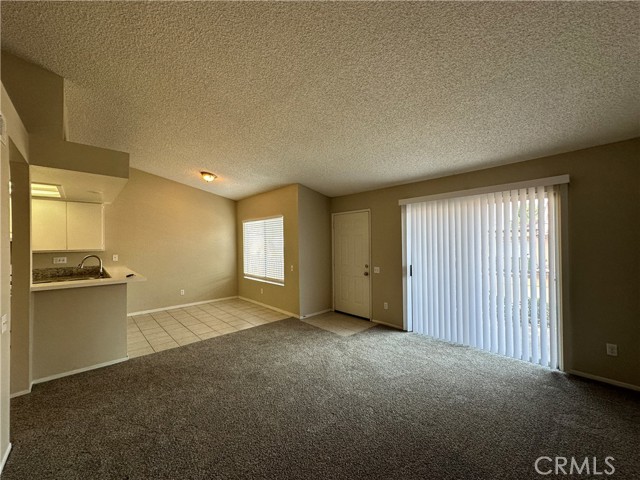 Detail Gallery Image 9 of 33 For 990 Margarita Dr #A203,  Corona,  CA 92879 - 2 Beds | 2 Baths