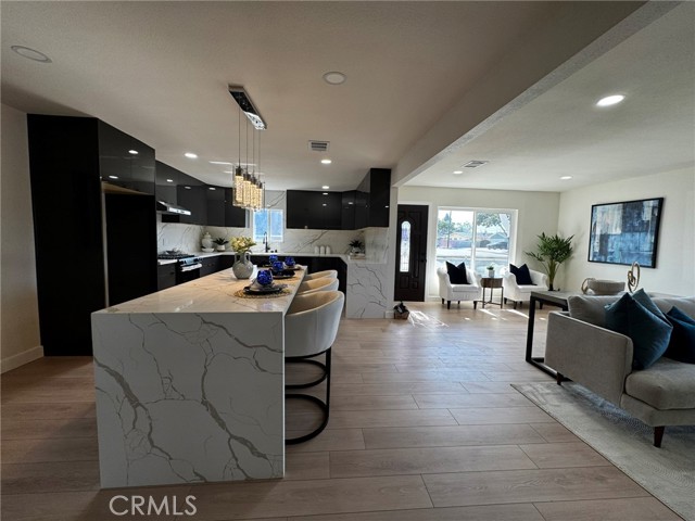 Detail Gallery Image 7 of 27 For 13502 Jackson St, Westminster,  CA 92683 - 5 Beds | 3 Baths