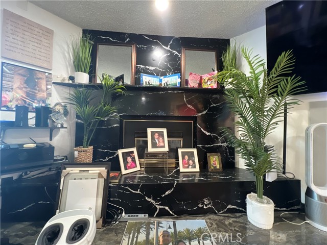 Detail Gallery Image 12 of 59 For 15245 Apache Rd, Apple Valley,  CA 92307 - 3 Beds | 2 Baths