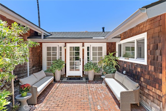 Detail Gallery Image 2 of 31 For 1212 Morningside Dr, Laguna Beach,  CA 92651 - 3 Beds | 3 Baths