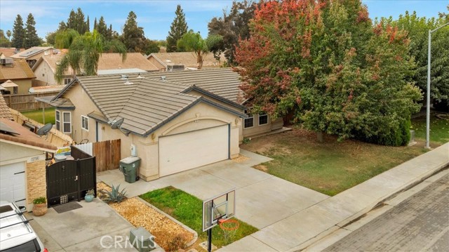 Detail Gallery Image 5 of 54 For 2816 Desert Ranch Way, Madera,  CA 93637 - 4 Beds | 2 Baths