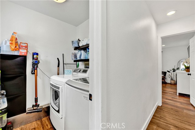 2218 S Linda Way, Santa Ana CA: https://media.crmls.org/medias/dbf4e089-0ed5-473f-a723-4b382ad5fb32.jpg