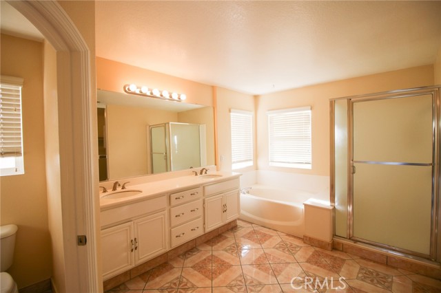 Detail Gallery Image 15 of 33 For 31592 Palomar Rd, Menifee,  CA 92584 - 5 Beds | 2/1 Baths