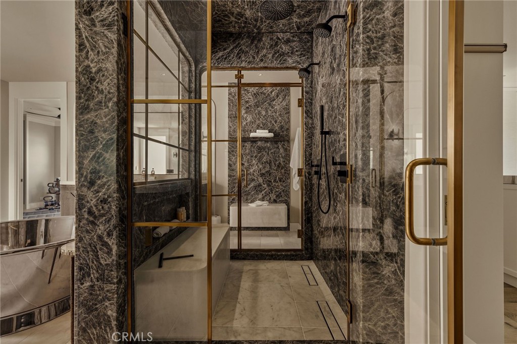 https://media.crmls.org/medias/dbf57b9d-6876-43e1-9608-3b66d673b9c0.jpg?preset=X-Large