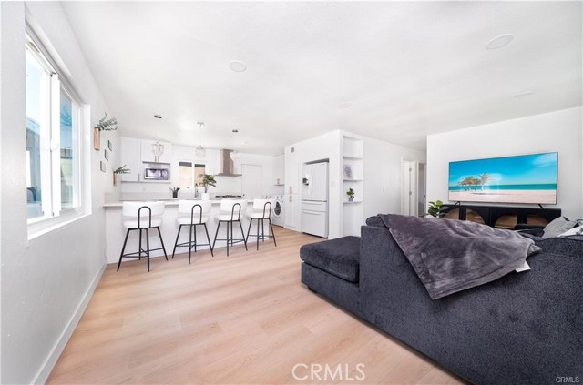 Front Image Thumbnail for CRPW25235602