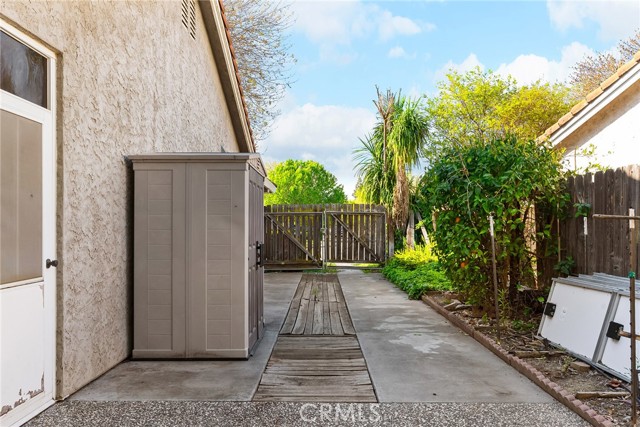 318 Meadowood Drive, Orland CA: https://media.crmls.org/medias/dbf63510-e212-41a4-86a2-f6f9a9c2b4fa.jpg