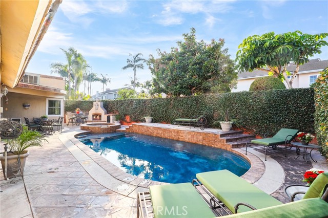 10351 Lassen Street, Los Alamitos CA: https://media.crmls.org/medias/dbf6f8b9-fc6c-4437-bb6f-6ec1c3bb379e.jpg