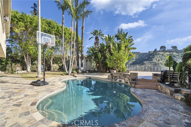 Detail Gallery Image 31 of 32 For 2412 Jupiter, Los Angeles,  CA 90046 - 6 Beds | 5 Baths