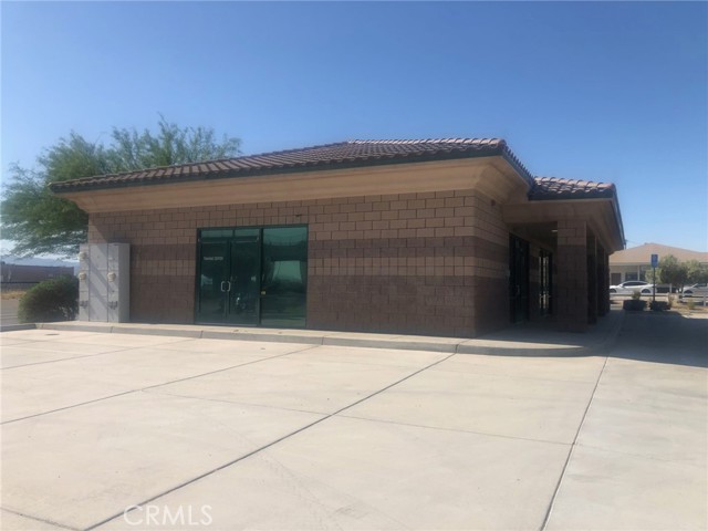 16490 Walnut Street, Hesperia, California 92345, ,Commercial Lease,For Rent,16490 Walnut Street,CRHD23087838