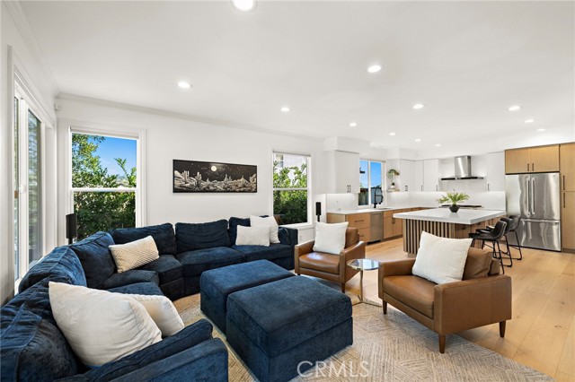 Detail Gallery Image 15 of 42 For 12 Kingfisher Ct, Trabuco Canyon,  CA 92679 - 5 Beds | 2/1 Baths