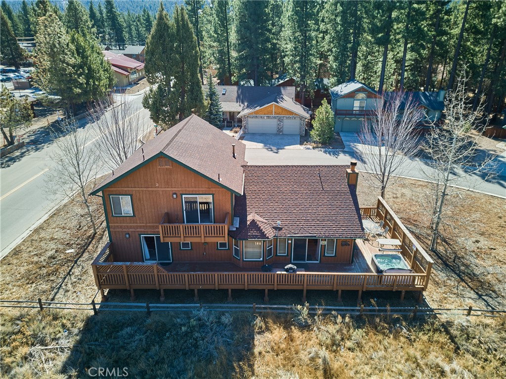 https://media.crmls.org/medias/dbf88654-51cf-4109-9fa9-08b904923022.jpg?preset=X-Large