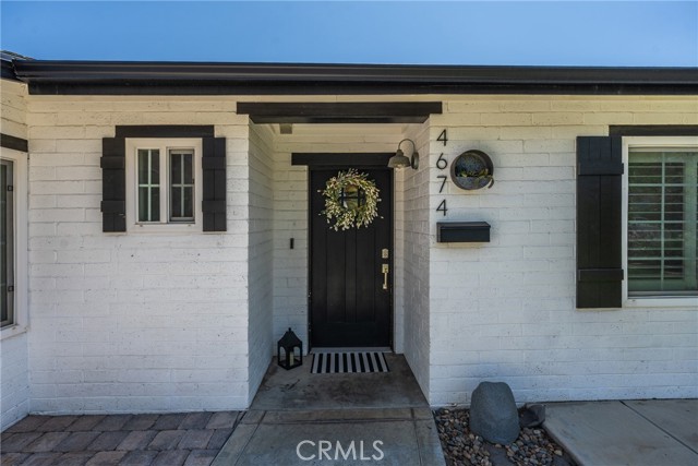 Detail Gallery Image 4 of 47 For 4674 Norton Pl, Riverside,  CA 92506 - 4 Beds | 3 Baths