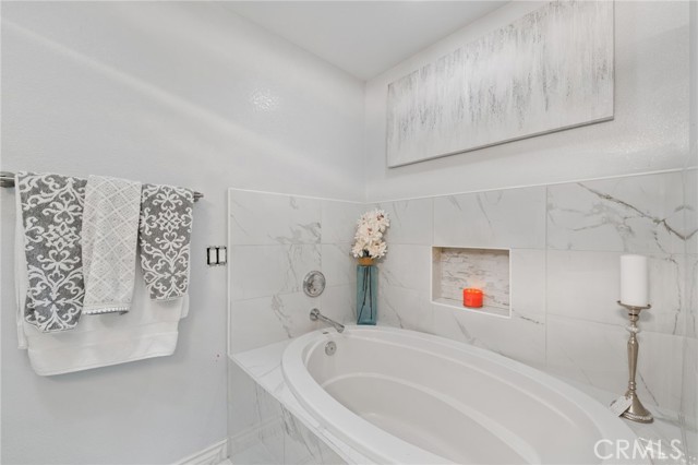 9925 Sierra Vista Road, Phelan CA: https://media.crmls.org/medias/dbf97de0-7e91-45f3-8c56-ceacb1ce509e.jpg