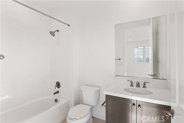 Detail Gallery Image 28 of 49 For 20120 W Marlow Ln, Porter Ranch,  CA 91326 - 5 Beds | 5/1 Baths