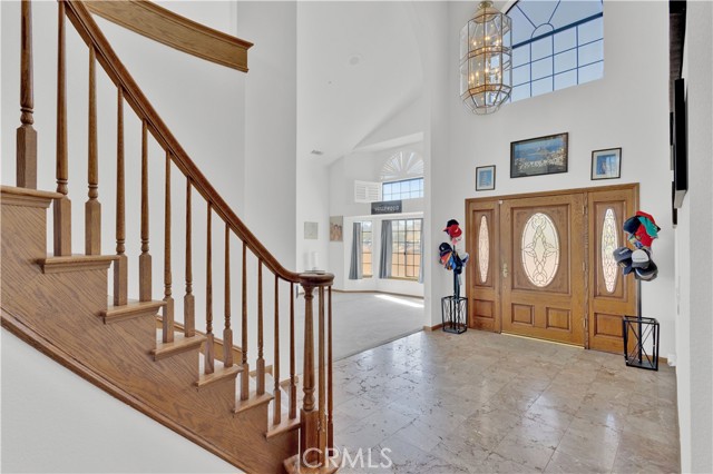 Detail Gallery Image 6 of 67 For 13685 Sierra Vista, Victorville,  CA 92395 - 3 Beds | 3 Baths