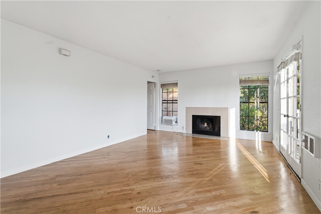 3995 Hortensia - photo 16