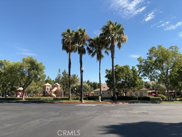15992 Jaime Lane, Fontana CA: https://media.crmls.org/medias/dbfb45fe-1b1c-42df-af34-28a4fc2a5ac5.jpg