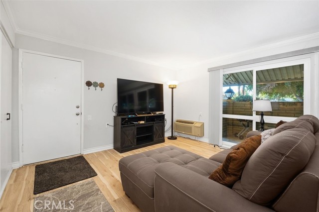 Detail Gallery Image 10 of 60 For 2118 via Puerta #D, Laguna Woods,  CA 92637 - 2 Beds | 2 Baths