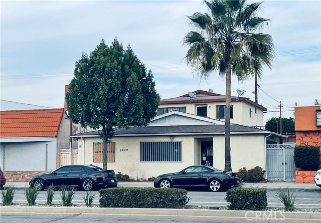 Front Image Thumbnail for CRWS25251110